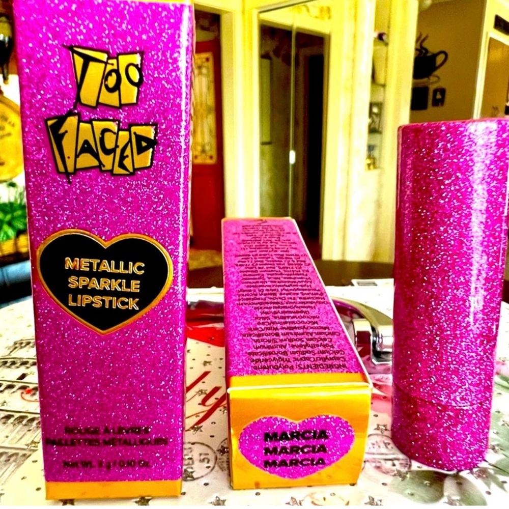 Too Faced metallic sparkle lipstick